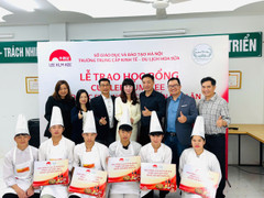Lee Kum Kee trao cơ hội nghề bếp cho học sinh vượt khó