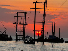 Thi công xuyên đêm, 'nối điện' trở lại cho đặc khu Phú Quốc