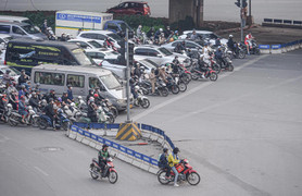 Người dân Hà Nội băn khoăn chọn cách di chuyển sau ngày 1/7/2026