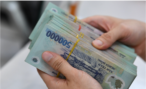 Bộ Tài chính đề xuất hỗ trợ 100% lương hằng tháng cho công chức quản lý thuế