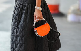 Nhà trị liệu tâm lý tiết lộ 38 dấu hiệu cho thấy bạn tự tin hay tự ti