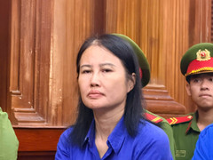 Xét xử vụ AIC: 'Bà trùm' Hoàng Thị Thúy Nga đề nghị sao chụp hồ sơ vụ án