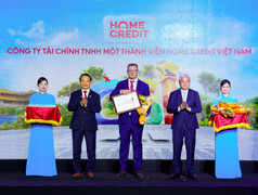 Home Credit lọt top 10 Doanh nghiệp Bền vững lĩnh vực Thương mại - Dịch vụ 