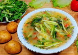 Cách nấu canh khoai tây rau cần kiểu Thái Bình cũ