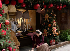 Những góc sống ảo Giáng sinh 2025 gây sốt ở Hà Nội, TP.HCM