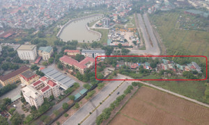 Hà Nội: Phố 8 làn gắn biển 7 năm vẫn là đường cụt