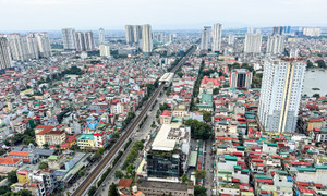 Không khí Hà Nội cải thiện, bầu trời trong xanh sau nhiều ngày ô nhiễm