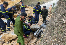 Tìm thấy nạn nhân cuối cùng trong vụ sạt lở Quốc lộ 6 qua Phú Thọ
