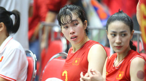 Trọng tài xin lỗi đội tuyển bóng chuyền nữ Việt Nam sau chung kết nghiệt ngã