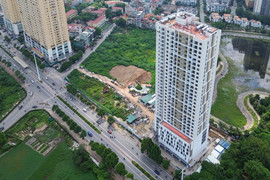 Lãi suất cho vay biến động, nhà đầu tư bất động sản nên làm gì?