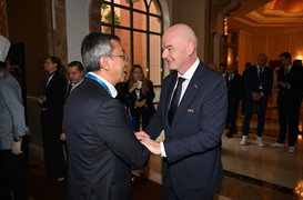 Bóng đá Việt Nam đạt thành tích chưa từng có, chủ tịch FIFA phải lên tiếng