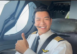 Cơ trưởng tài năng, điển trai của hãng hàng không Vietnam Airlines