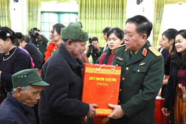 Đại tướng Nguyễn Trọng Nghĩa chủ trì các hoạt động về nguồn, tri ân tại Cao Bằng