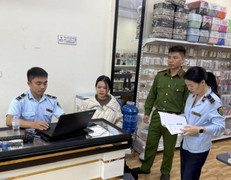 Xử lý loạt cơ sở vi phạm thương mại điện tử, bán hàng không rõ nguồn gốc
