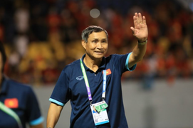 HLV Mai Đức Chung muốn chia tay tuyển nữ Việt Nam