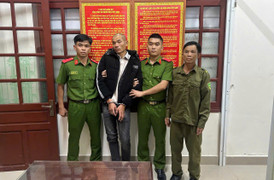 'Con nghiện' đi trộm vàng rồi nhờ bạn gửi về cho vợ