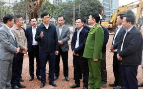 Bí thư Hà Nội: Xử lý triệt để nhà siêu mỏng, siêu méo trên các tuyến đường mới