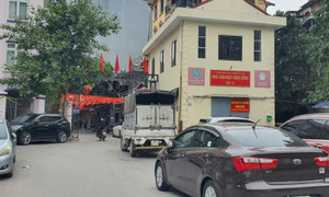 Làm rõ vụ tài xế ô tô hành hung nam thanh niên ở Hà Nội vì bị nhắc không đỗ xe