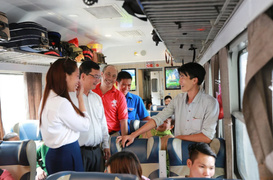 TP.HCM dành 7.500 vé máy bay, tàu, xe giúp người lao động về quê đón Tết