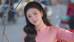 Nhan sắc trong trẻo của Á khôi Duyên dáng áo dài Việt Nam 2025