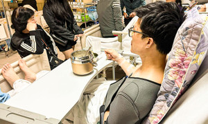 Nạn nhân vụ lật xe thiện nguyện ở Lào Cai ám ảnh mãi khoảnh khắc kinh hoàng