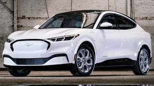 Doanh số ô tô điện trên toàn cầu tăng kỷ lục trong năm 2025, Trung Quốc dẫn đầu