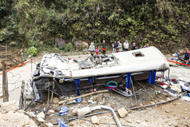 Tai nạn 9 người chết ở Lào Cai: Hà Nội yêu cầu kiểm tra doanh nghiệp vận tải