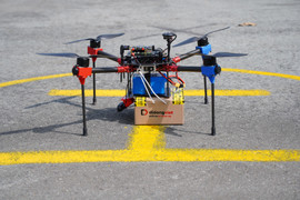 Thử nghiệm dùng thiết bị bay không người lái giao hàng ở TP.HCM