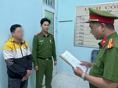 Khởi tố tài xế xe tải khai thác cát trái phép trên sông Cu Đê ở Đà Nẵng