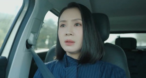 Phim 'Lằn ranh' tập 42: Thu tái mặt sau khi nghe cuộc gọi khẩn cấp từ cấp dưới