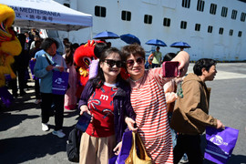 Hàng nghìn du khách Trung Quốc 'xông đất' Huế ngày đầu năm 2026