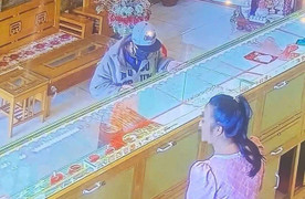 Nghi phạm cướp tiệm vàng ở chợ Nhân Cơ vừa bị bắt khi chuẩn bị vượt biên