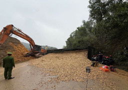 3 ô tô tông nhau kinh hoàng trên Quốc lộ 47B, 1 người tử vong