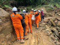 EVN hoàn thành vượt tiến độ nhiệm vụ xóa 'vùng lõm' điện, sóng tại 129 thôn, bản