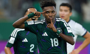 Đồng đội Ronaldo ghi bàn, cựu vô địch châu Á vẫn đứng sau U23 Việt Nam