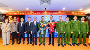 FPT Telecom tích hợp VNeID: Tinh gọn thủ tục internet, truyền hình và camera