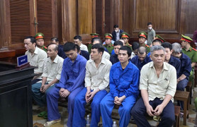 Cựu Giám đốc đăng kiểm 50-04V khai cho phép nhận tiền để 'chi ngoại giao'