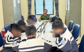 Ngăn chặn nhóm học sinh cấp 2 mang hung khí hẹn đánh nhau