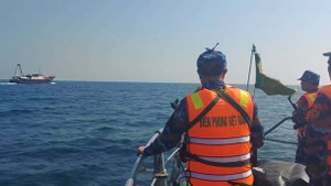 Xua đuổi tàu nước ngoài xâm phạm chủ quyền vùng biển Việt Nam