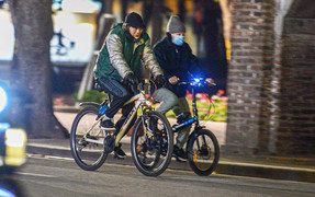 Dự báo thời tiết ngày 17/1: Hà Nội rét về đêm và sáng, TP.HCM nắng 32°C