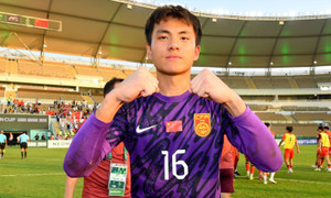 Thủ môn bắt như Neuer 'gánh' U23 Trung Quốc đấu U23 Việt Nam