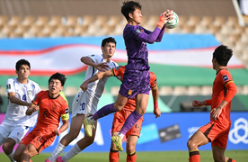 Sắp đấu U23 Việt Nam, U23 Trung Quốc khiến tiền bối tranh cãi nảy lửa