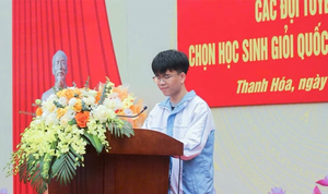 Thủ khoa Vật lý quốc gia ở tuổi 16 chia sẻ bí kíp học không 'mẹo thi'