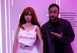 Điều gì khiến khuôn mặt và môi trở thành yếu tố quan trọng trong thiết kế Robot?