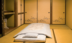 Vì sao người Nhật không ngủ giường mà trải nệm nằm trên sàn?