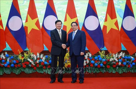Thủ tướng Phạm Minh Chính hội kiến Tổng Bí thư, Chủ tịch nước Lào