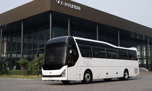 Ra mắt xe Hyundai Universe Prestige 47 chỗ