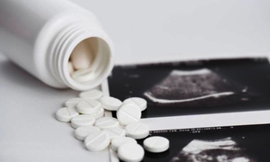 Tự uống 20 viên thuốc phá thai mua online, người phụ nữ phải cắt toàn bộ tử cung