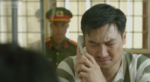 Phim ‘Lằn ranh’ tập 58: Phó bí thư Sách ra đầu thú, Triển bật khóc
