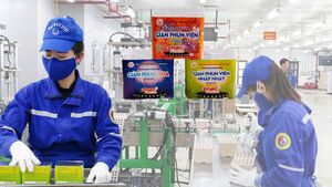 Dây chuyền tự động hóa sản xuất pháo hoa Tết tại Nhà máy Z121